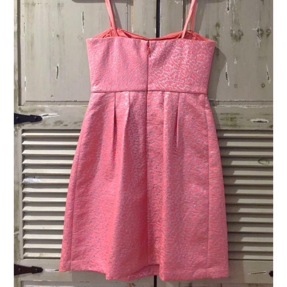 BCBG Max Azria Strapless Jacquard Peach Blush Cocktail Dress – Size 4 - Picture 2 of 8